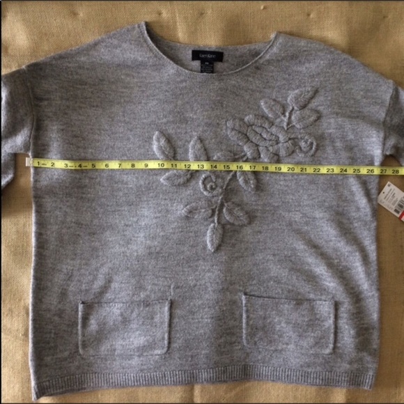 Karen Kane Oversized Embroidered Sweater Gray XS - Picture 3 of 6
